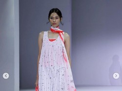 10 Koleksi Sejauh Mata Memandang x Dian Sastrowardoyo 2022