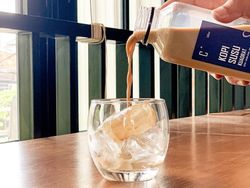 Cari Tempat Ngopi Bareng Keluarga di Kelapa Gading? Cobain di Sini