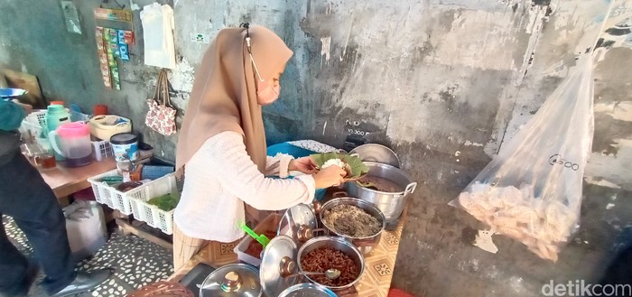 Nasi Daun Jati Nasi Daun Jati, Hidangan Nasi Khas Kudus
