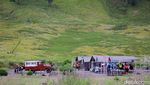 Nikmati Hijaunya Padang Savana di Bukit Teletubbies Bromo