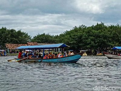 Berkah 2022, Pengelola Kapal Wisata Pantai Glagah Raup Cuan Melimpah