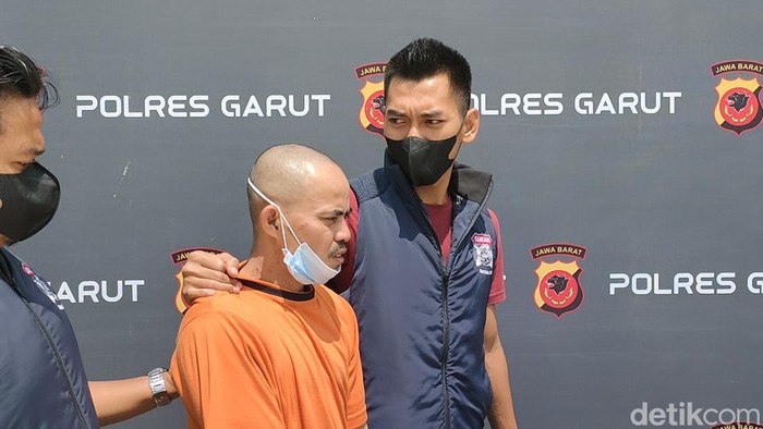 Tampang suami yang gorok mati istri di Garut.