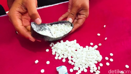 pil koplo diselundupkan ke lapas blitar