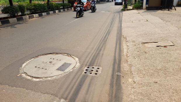Pot di sumur resapan Jl Karang Tengah, Pondok Labu Jakarta Selatan, sudah disingkirkan.