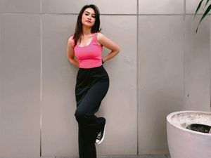 Reaksi Sarah Tuffahati Dinilai Seksi