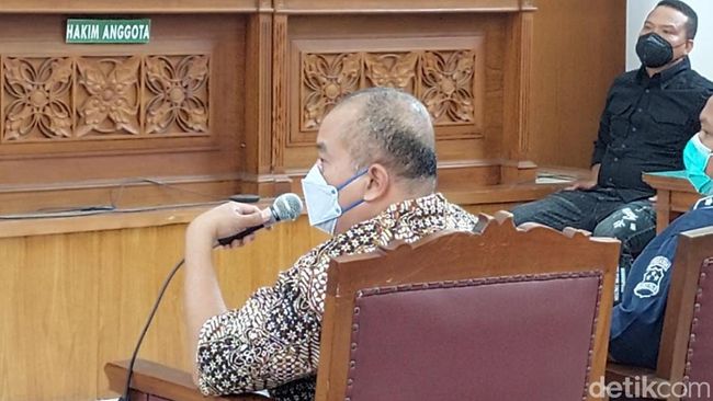 Sidang kasus km 50
