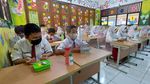 9 Momen Murid SDN Kebon Jeruk 08 Istirahat saat PTM 100%