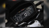 Motor ini juga sudah dilengkapi panel instrumen full digital yang dapat terhubung ke smartphone. Foto: Rideapart