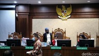 Sonny Widjaja dijatuhi vonis 20 tahun penjara dan denda Rp 750 juta subsider 6 bulan.