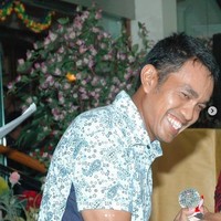 Sebelum sukses sebagai pengusaha hingga dikenal sebagai crazy rich Tanjung Priuk dan menjadi anggota DPR, Ahmad Sahroni mengawali karierya dengan kerja serabutan. (Foto: Instagram/@ahmadsahroni88)