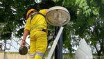 Perawatan Lampu Penerangan Jalan