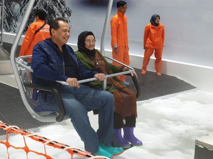 CT dan ibundanya, Halimah. (Dok Transtudio Mall Bandung)