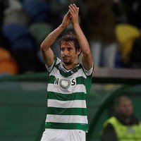 Fabio Coentrao sudah pensiun dari kariernya sebagai pemain bola. Meninggalkan dunia bola, pria yang pernah bermain untuk Real Madrid tersebut kini banting setir menjadi nelayan. Foto: Instagram