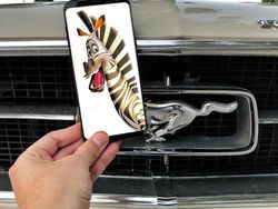 Keren! Gambar di HP Menyatu dengan Dunia Nyata Tanpa Editan Photoshop