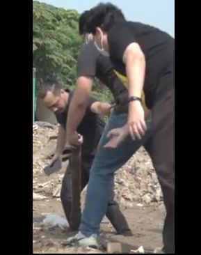 Ketum DPP PSI Giring Ganesha mengunggah vlog di akun twitternya saat mendatangi lokasi sirkuit Formula E di Ancol. Saat sidak tersebut, Giring sempat terperosok ke lumpur yang ia sebut sangat lembek.
