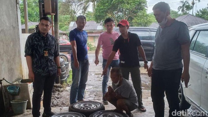 Kakek di Bengkulu diamankan gegara mencuri ban mobil ambulans