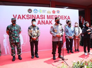 Kapolri Launching Vaksinasi Merdeka Anak: Upaya Jaga Generasi Penerus Bangsa