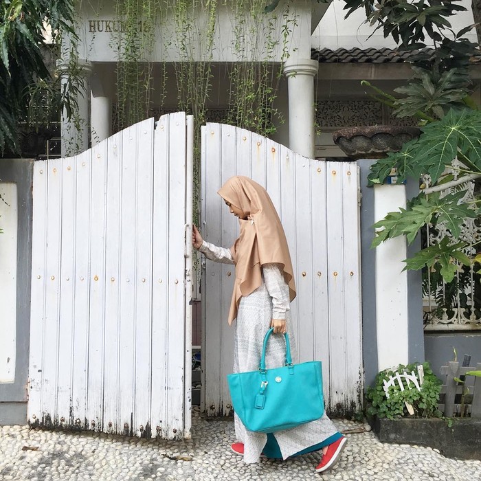 Eca Prasetya, Kinan 'Layangan Putus' yang Doyan Kulineran