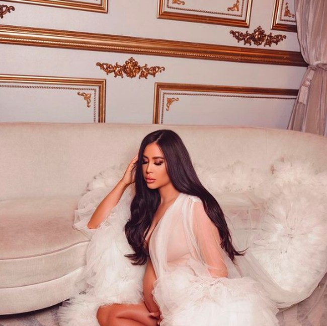 Di bulan April 2021, Mareela mengakui kehamilannya kepada Tristan, namun kekasih Tristan itu menghiraukannya dan menganggap bahwa itu bukan anaknya. Inilah foto kehamilan Mareela. Foto: dok. Instagram