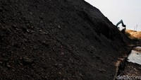 Hal ini dilakukan karena kekhawatiran terhadap rendahnya pasokan batubara untuk pembangkit listrik di dalam negeri.