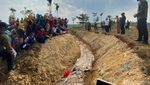Momen Jokowi dan Ganjar Tanam Pohon di Bendungan Randugunting