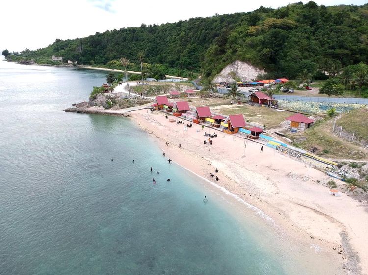 Wisata Baru di Gorontalo Ini Bernama Pantai Tilalohe