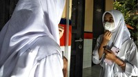 Edward mengatakan, 20 sekolah yang disambangi untuk perekaman KTP-El tersebut adalah SMA sederajat baik negeri maupun swasta.