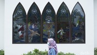 Menurut Maruf Amin ini merupakan hal yang pertama di Indonesia dimana dalam sebuah kampus terdapat enam rumah ibadah sekaligus.  