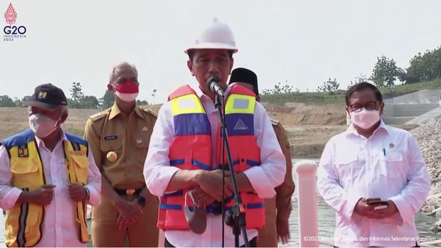 Presiden Joko Widodo (Jokowi) Resmikan Bendungan Randugunting, Kabupaten Blora, 5 Januari 2022. (Tangkapan Layar Sekretariat Presiden)