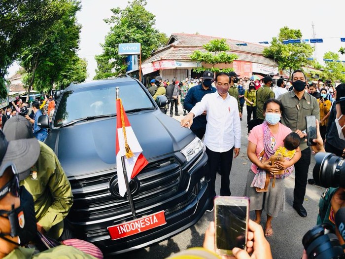 Presiden Jokowi di Pasar Gemolong, Sragen, Rabu (5/1/2021).