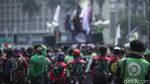 Ribuan Driver Ojol Curhat di Patung Kuda