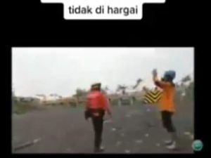 Viral Relawan Semeru Ditertawakan Saat Beri Imbauan ke Masyarakat