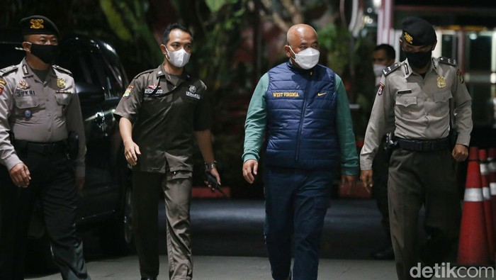 Walkot Effendi Tiba di KPK