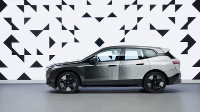 Mobil Ini BIsa Berubah Warna Sesuai Mood Pengendara, Kok Bisa?