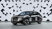 Warna yang bisa berubah ini menggunakan teknologi elektroforesis. Foto: doc. BMW