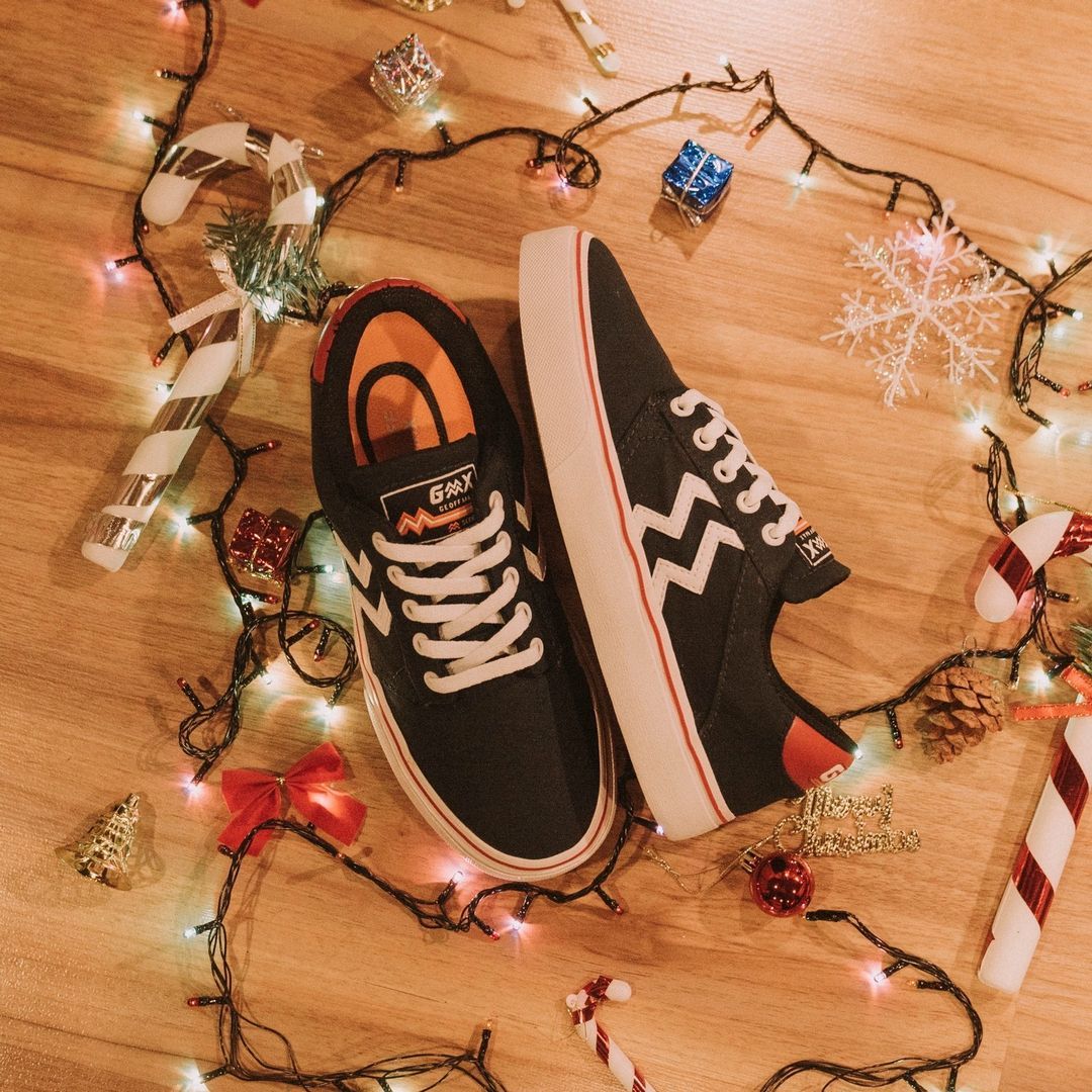 brand sepatu lokal unisex