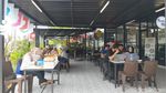 Potret Cinere Garden Food Street, Tempat Kulineran Asyik di Tepi Danau
