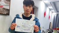 Diketahui, Li Jingwei diculik saat usianya 4 tahun pada 1989 silam. Ia pun dijual oleh jaringan perdagangan anak kepada sebuah keluarga yang tinggal jauh ribuan kilometer dari ibu kandungnya. Namun, kini ia berhasil bertemu kembali dengan ibu kandungnya melalui sebuah peta yang ia gambar. Li Jingwei via AP.