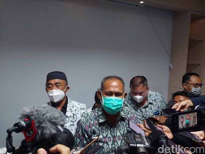 PAUD, TK, SD dan SMP di Surabaya akan menggelar pembelajaran tatap muka (PTM) 100 persen pada pekan depan. Tepatnya Hari Senin (10/1).