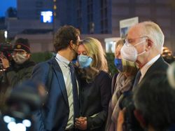 Sosok Miliarder Wanita Termuda, Ternyata Penipu dan Dipenjara 11 Tahun