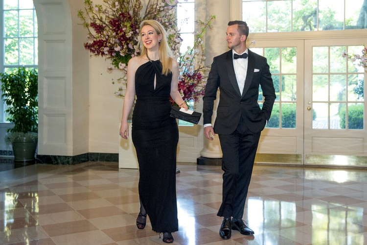 Elizabeth Holmes Elizabeth Holmes