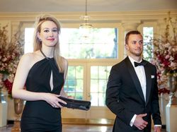 Sosok Miliarder Wanita Termuda, Ternyata Penipu dan Dipenjara 11 Tahun