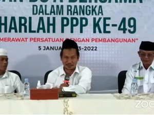 Harlah PPP, Gus Baha Ajak Kader Jadi Pelopor Berpolitik Simpatik