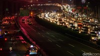 Untuk arah sebaliknya lalin ramai lancar. 