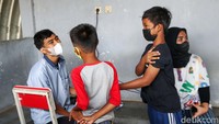 Pemerintah menargetkan sebanyak 2,6 juta anak usia 6-11 tahun telah divaksin pada akhir Januari 2022.