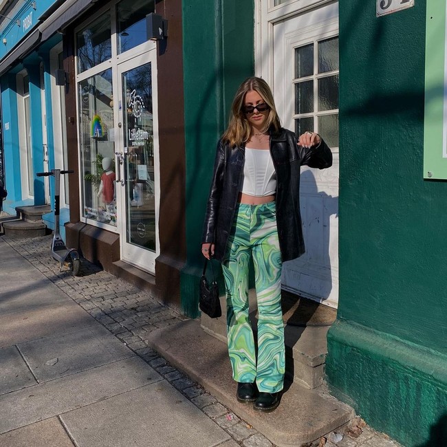 FLeah sendiri memang pernah mengaku tidak mengingikan pekerjaan yang membosankan atau pekerjaan kantoran. Ia bercita-cita untuk berkarier di industri kecantikan yang memang diminatinya. oto: Instagram