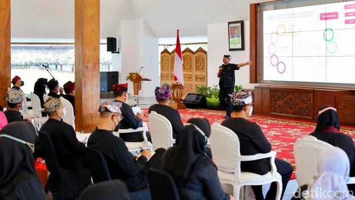 mantan menteri pariwisata Arief Yahya