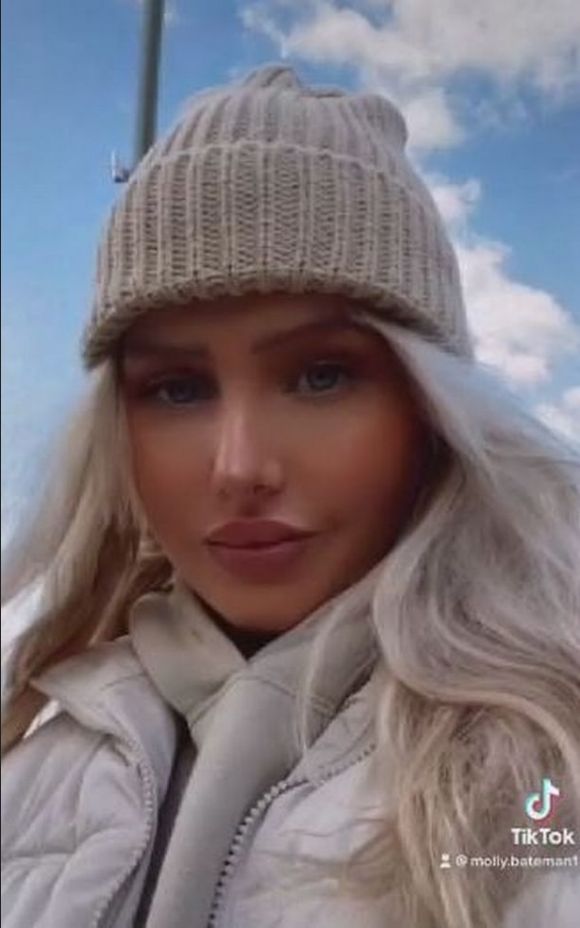 Molly Bateman