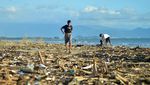 Duh, Wisata Pantai di Padang Ini Penuh Sampah!