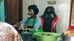 Kreatif! 10 Penjual Makanan Ini Dagang Pakai Cara Canggih